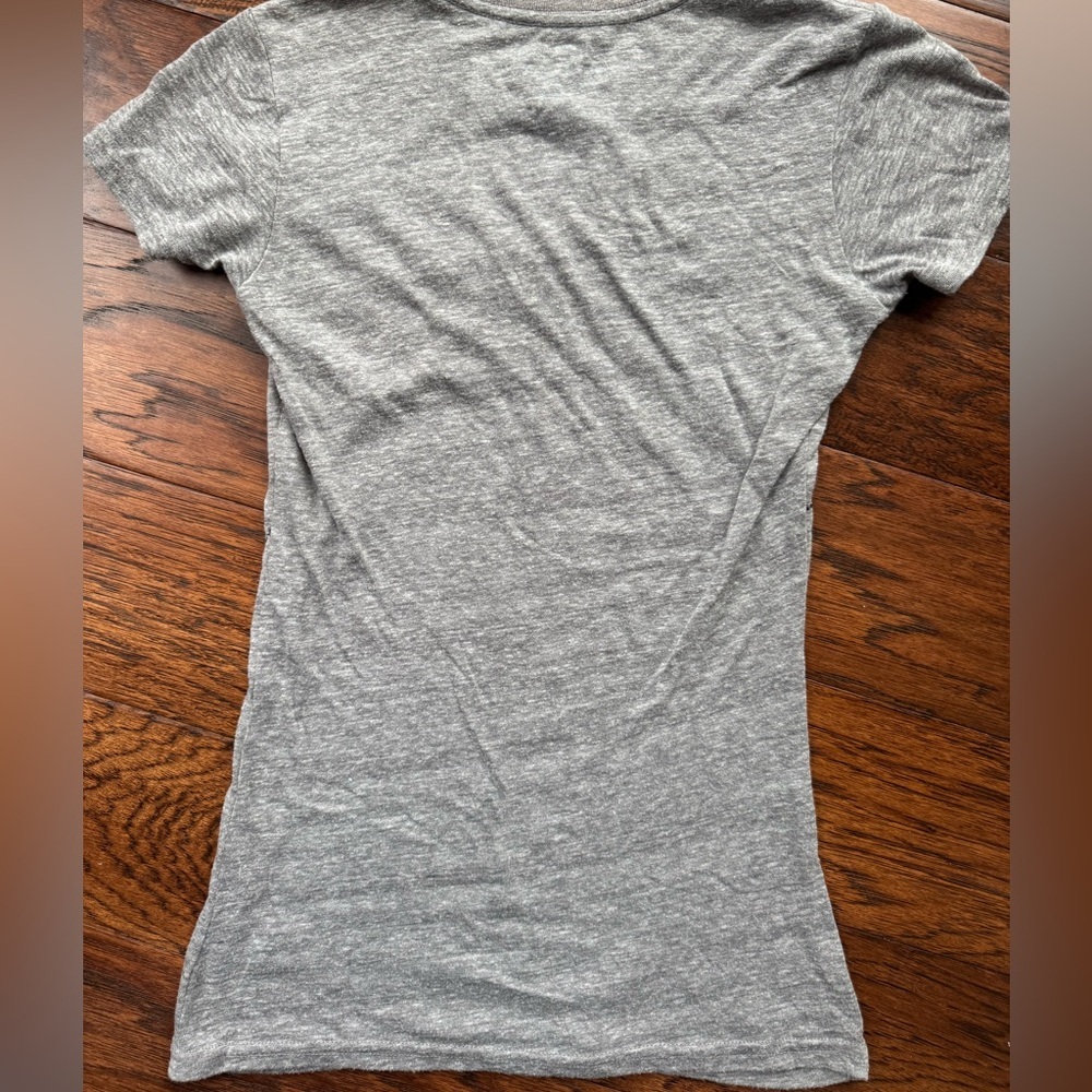 Disneyland Mickey & Minnie Rhinestone Tee Size XS - Picture 3 of 4